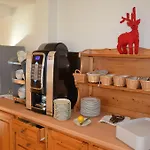 Hotel Logis Les Bruyères 3*