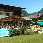 Logis Les Bruyères 3*