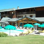 Logis Les Bruyères 3*
