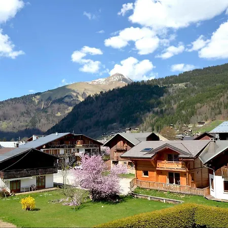 Les Bruyeres