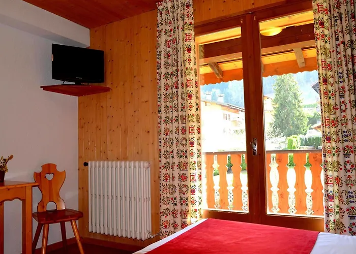 Hotel Les Bruyeres 3*