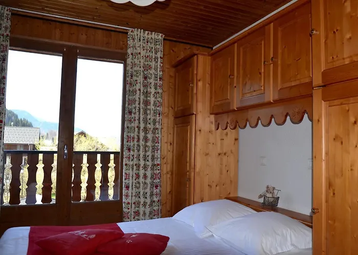 Hotel Logis Les Bruyères