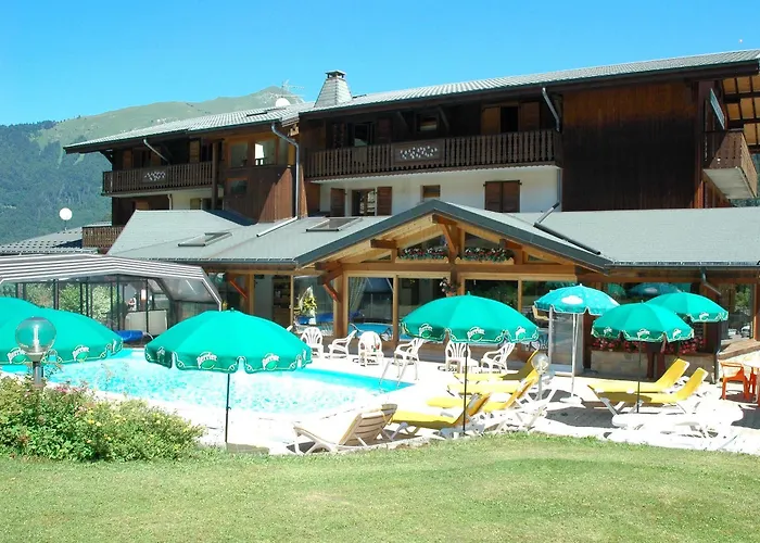 Logis Les Bruyères 3*