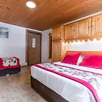 Hotel Les Bruyeres